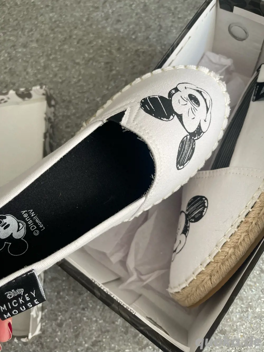 Espasdrilles mit Mickey Maus Motiv- ungetragen- Gr 38