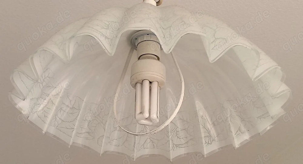 Deckenlampe mit praktischer Höhenverstellung