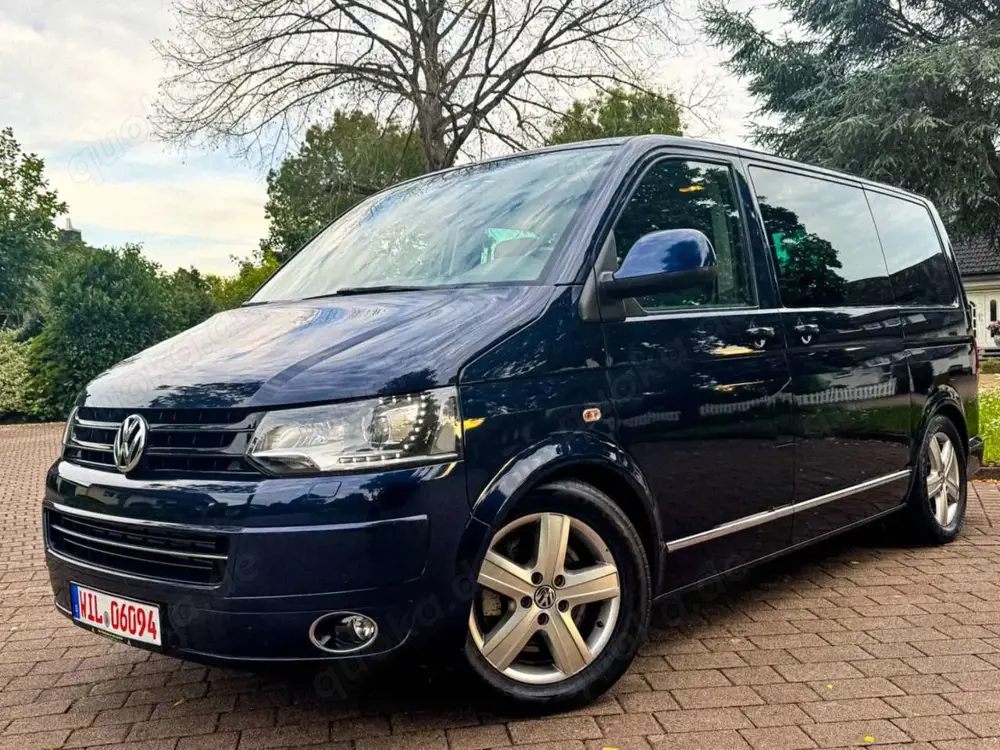 Volkswagen T5 Multivan *Pano*Sthzg*Leder*Navi*7Sitze*ATM*RFK