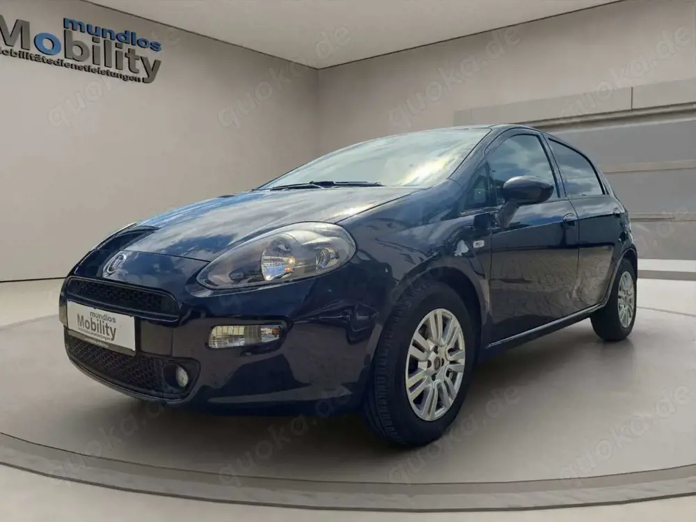 Fiat Punto Lounge SHZ PDC Navi GJR  TÜV NEU AHK
