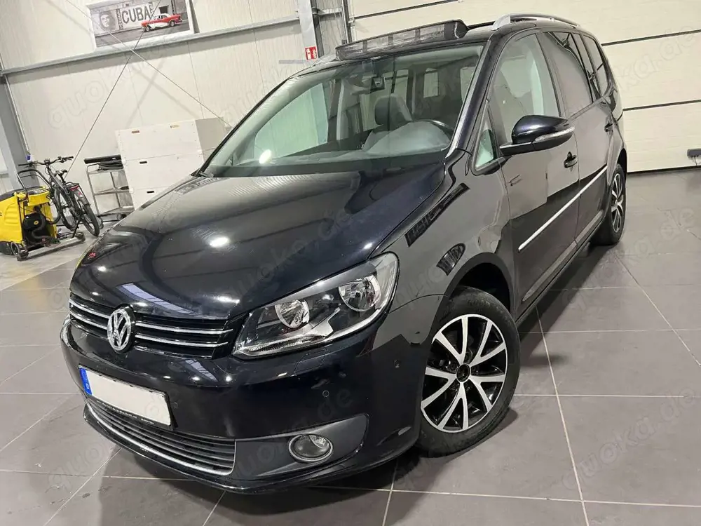 Volkswagen Touran 1.4 TSi **Navi*SHZ*AHK*Temp*Panorama**