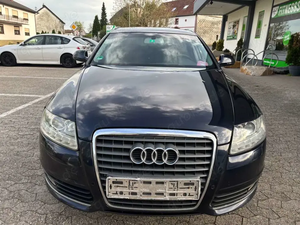 Audi A6 Avant 2.0 TDI*XENON*NAVI*PDC*TEMPOMAT*