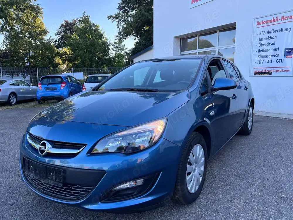 Opel Astra Selection