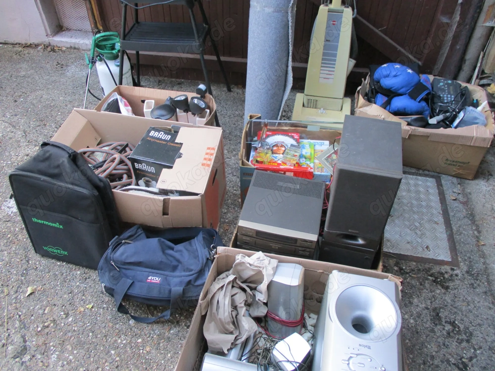  Wohnung Auflösung  viele Sachen