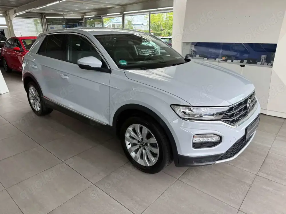 Volkswagen T-Roc *Sport*Standheizung*Sitzh*ACC*AHK*LED*
