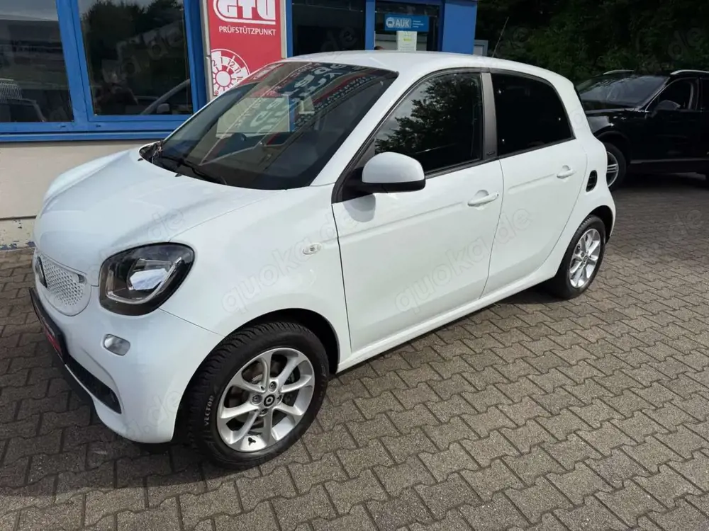 smart forFour forfour Basis 66kW smart forFour forfour Basis 66kW