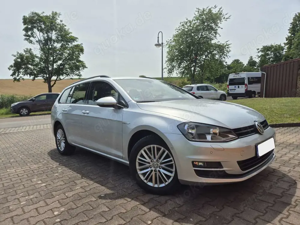 Volkswagen Golf Variant Golf VII Variant 2.0 TDI DSG MFL 8fach AHK TÜV