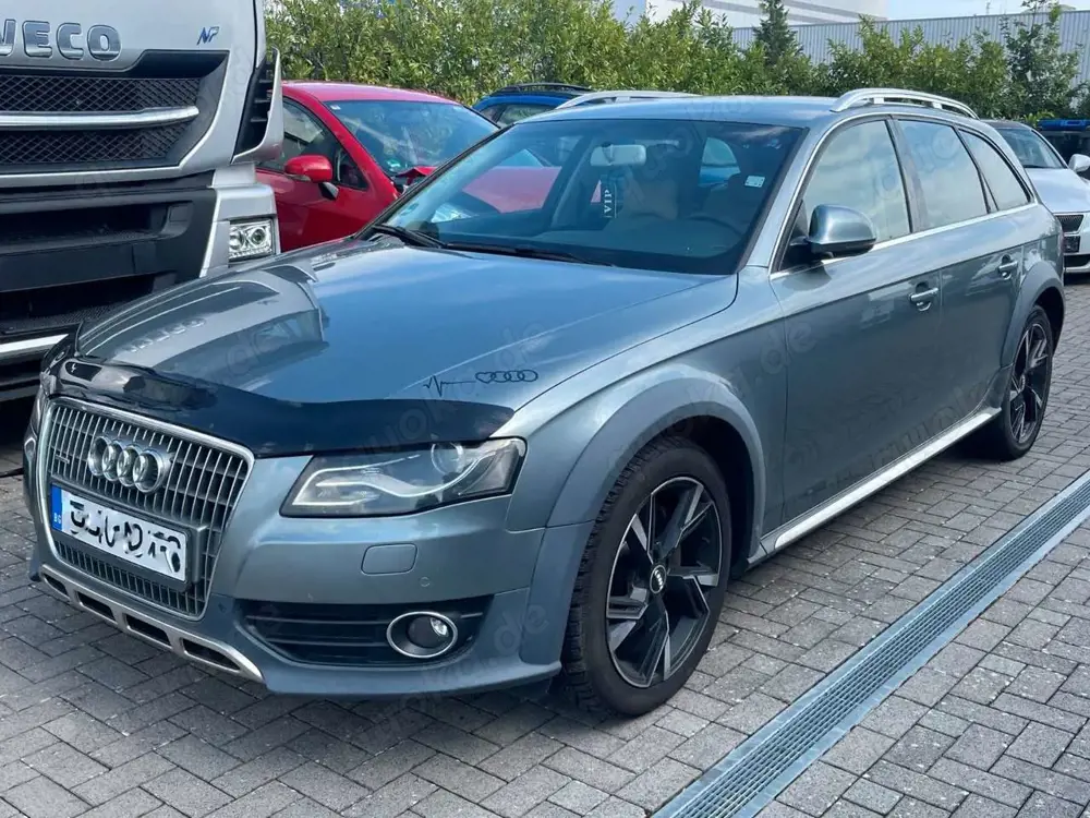 Audi A4 allroad quattro 3.0 TDI V6*Leder*DSG*Navi*PDC