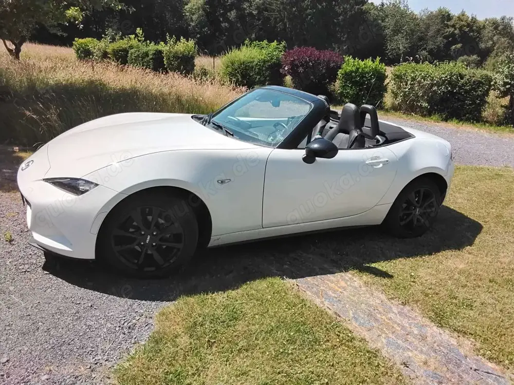Mazda MX-5 Mazda MX-5 1.5 SKYACTIV-G 131 Exclusive-Line