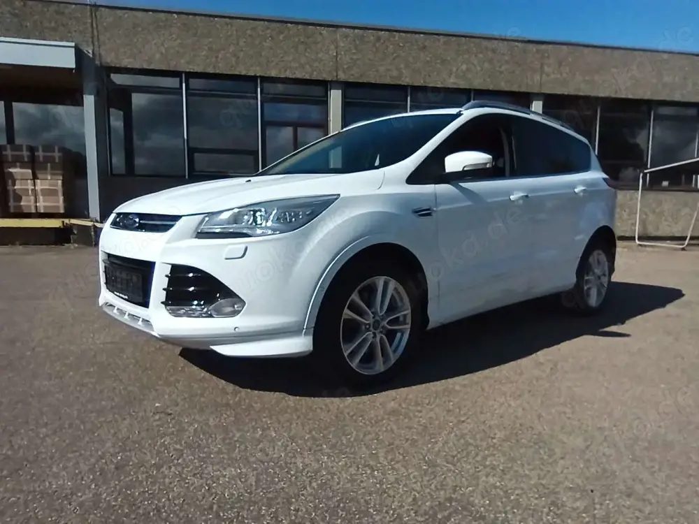 Ford Kuga Individual Automatik / Navi / Xenon