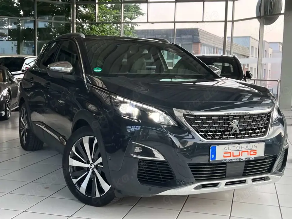 Peugeot 3008 GT /Massage/Navi/Panorama