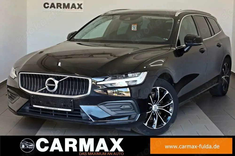 Volvo V60 Kombi Momentum Pro T.Leder,Navi,LED,AppleCar