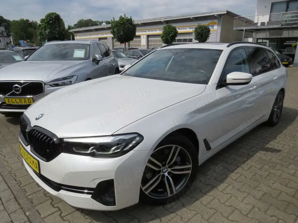 BMW 520 dA touring Sport Line *1.Hand *Pano *Leder *Kamera