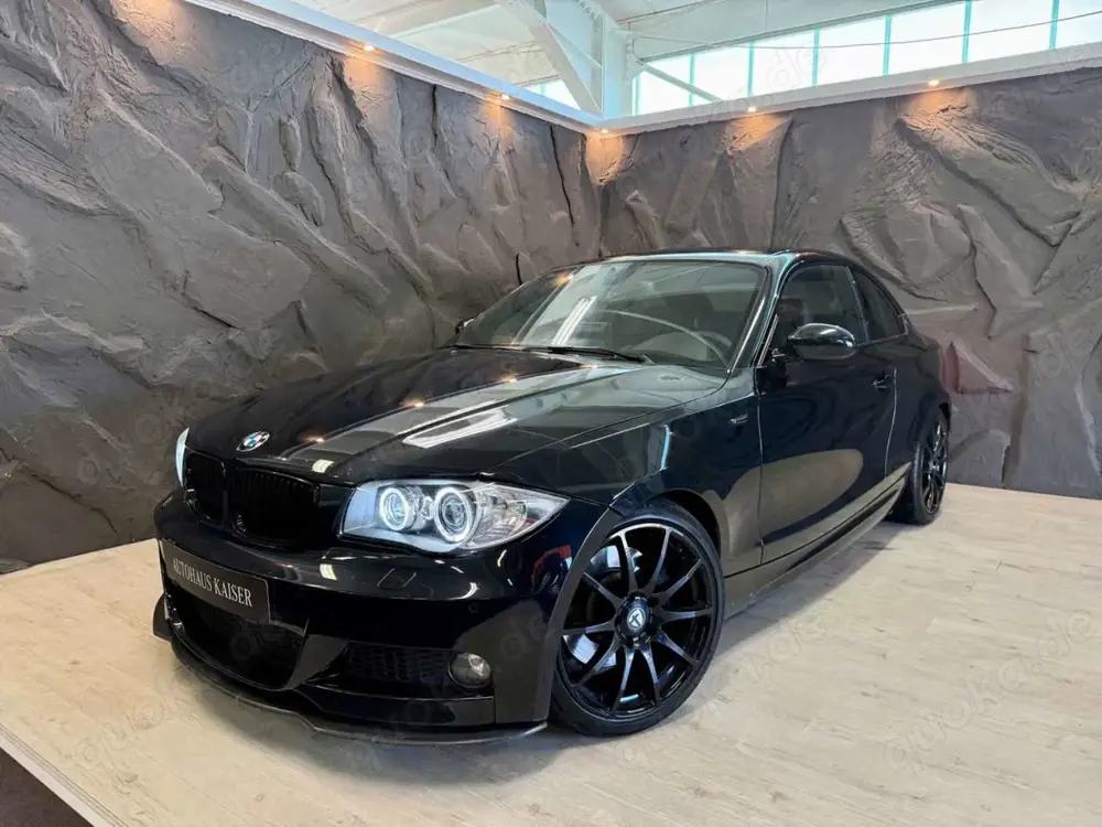 BMW 123 D Coupe/CARBON/M-PAKET/NAVI/18ZOLL/TOP