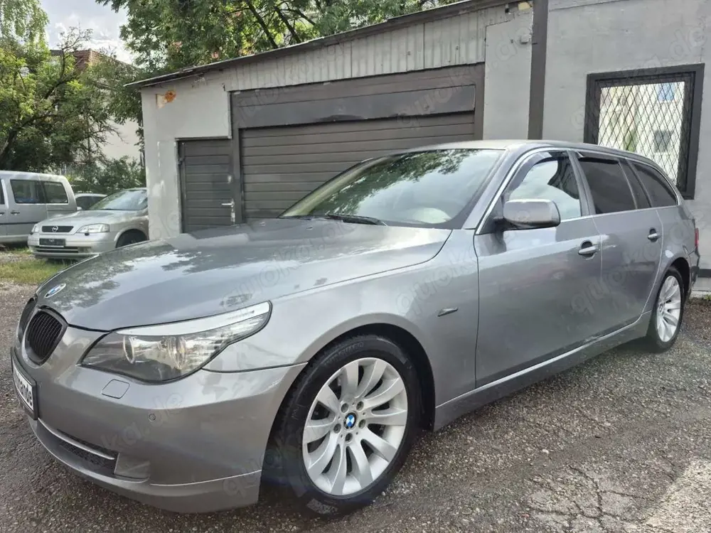 BMW 530 5 Touring 530d Aut  Xenon Leder Navi PDC