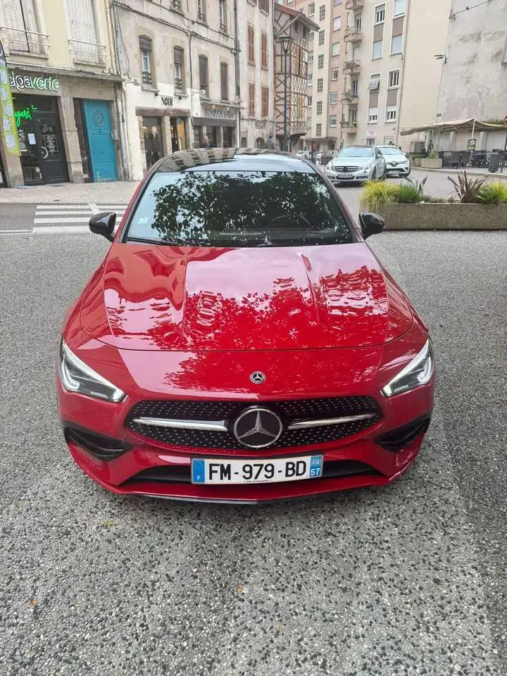 Mercedes-Benz CLA 200 d Shooting Brake 8G-DCT AMG Line