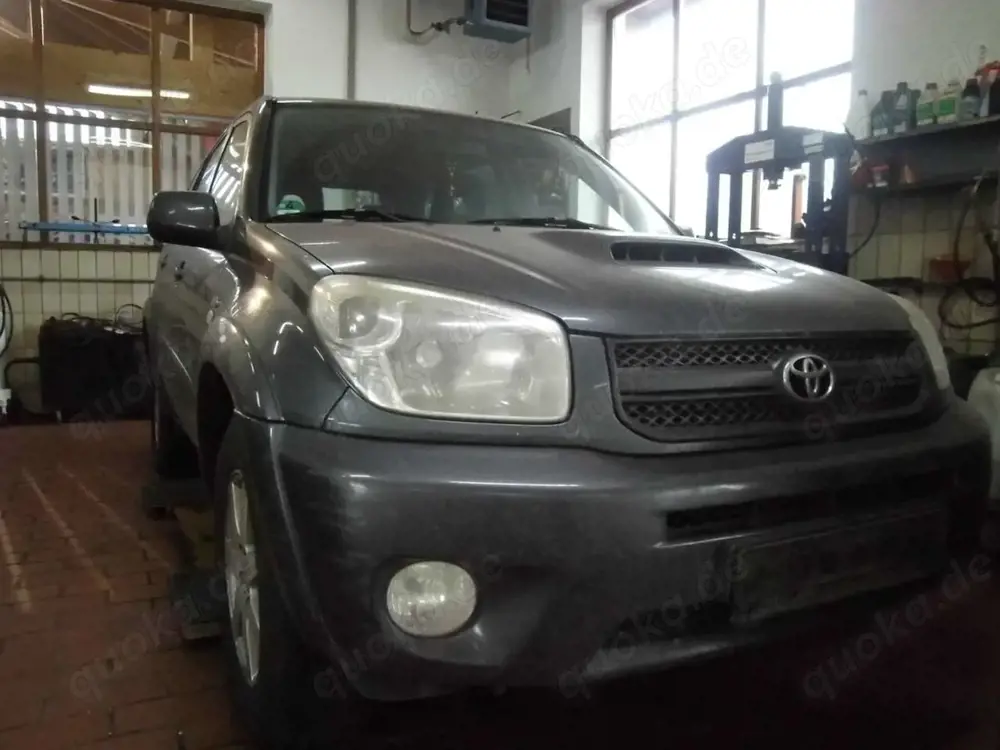 Toyota RAV 4 2.0 D-4D Sol 4X4
