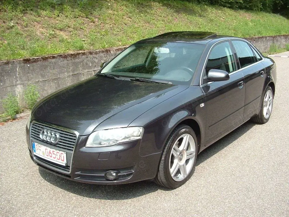 Audi A4 2.0 multitronic*BI-XENON*NAVI*PDC*EGSHD*KLIMA