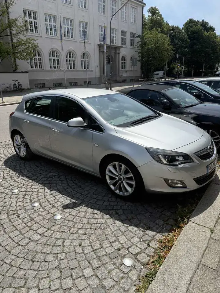 Opel Astra Innovation