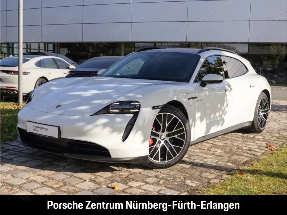 Porsche Taycan 4S Sport Turismo BOSE Abstandstempomat
