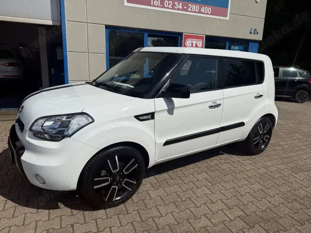 Kia Soul White Collection