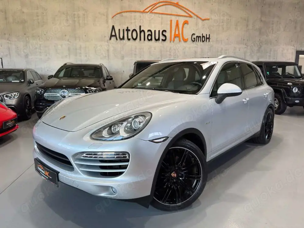 Porsche Cayenne /PANO/AHK/NAVI/LED/SHZ/LEDER/BI-XENON/TEM