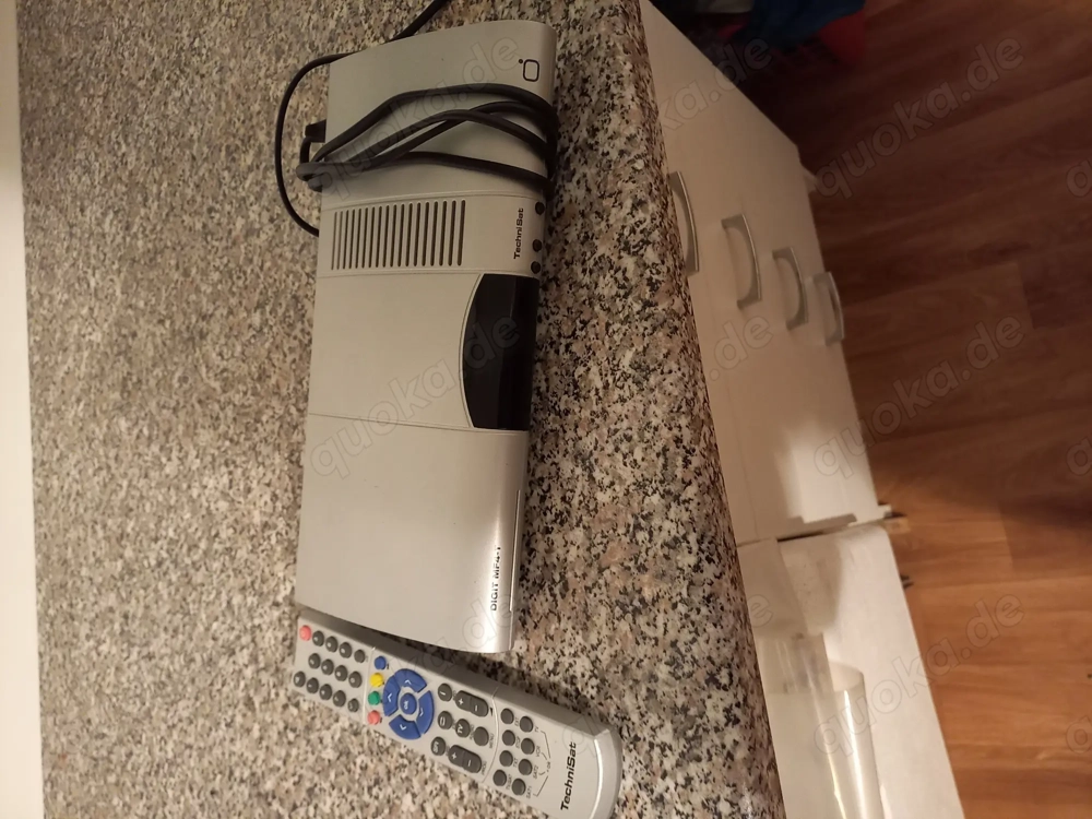 TV Resiver metallic