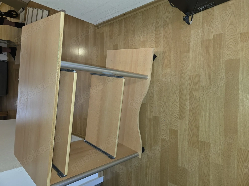 Kleiner Schreibtisch 