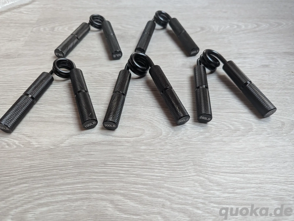 Fitness Hand Gripper Unterarmtrainer Fingerhantel verschiedene Stärken neu
