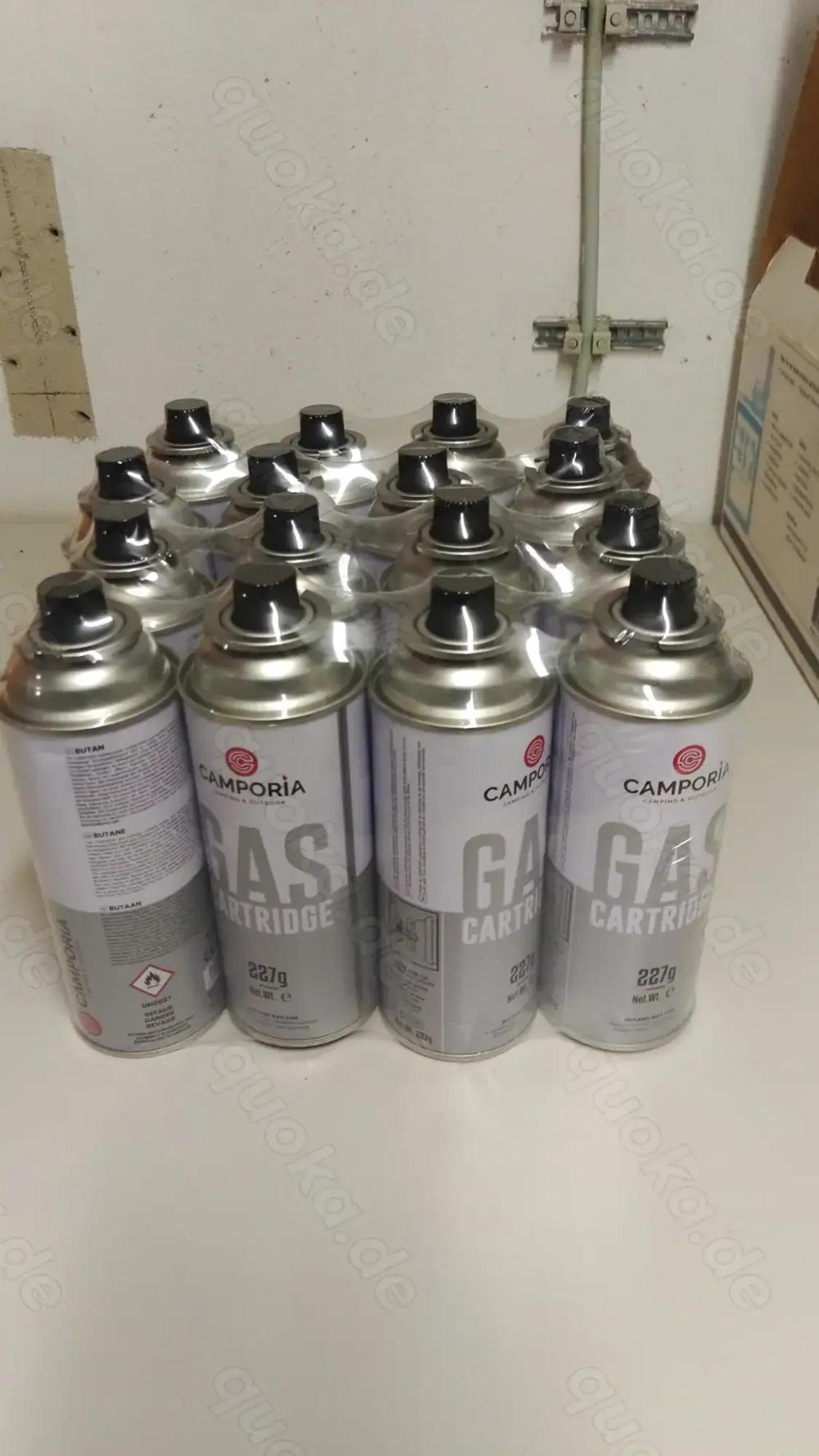 16 Gaskartuschen neu