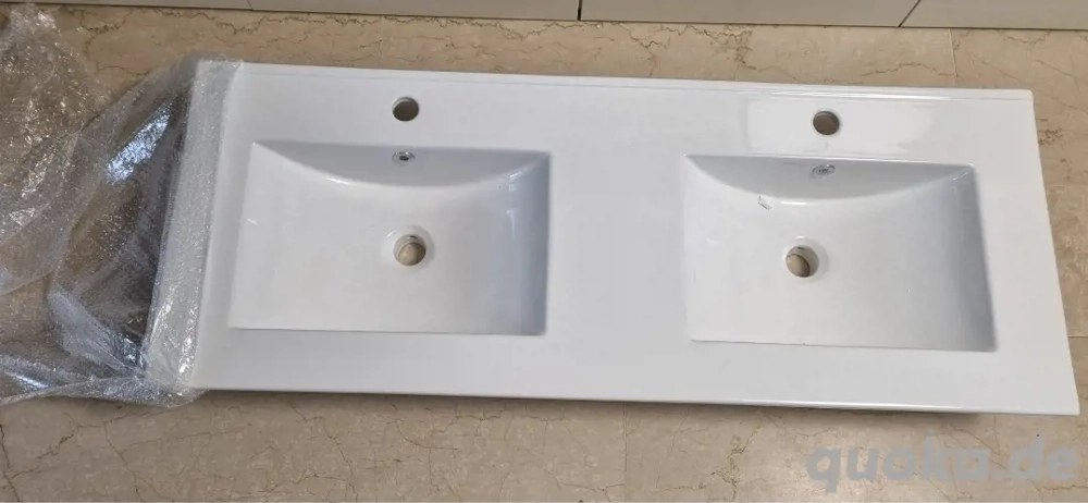 Waschtisch 120. Neu. 