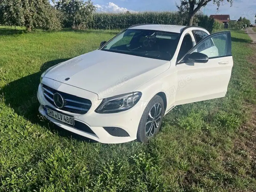 Mercedes-Benz C 300 C 300 d T 4Matic 9G-TRONIC Avantgarde