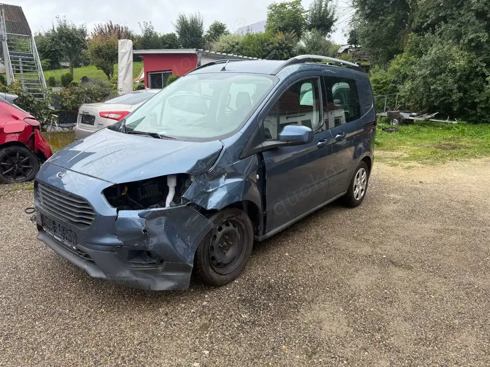 Ford Transit Courier Trend, 5 Sitzer 1.0