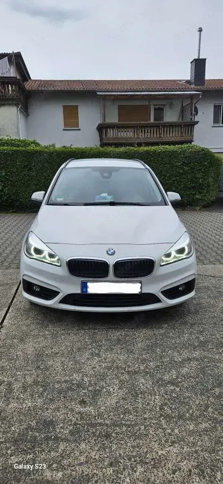 BMW 218 218d xDrive Active Tourer Sport-Aut. Advantage