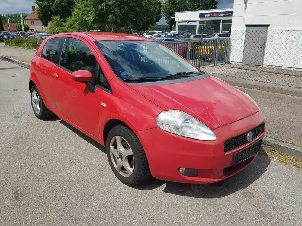 Fiat Grande Punto Unfallfrei ( TUV bis 08/2025 ) navi , klima