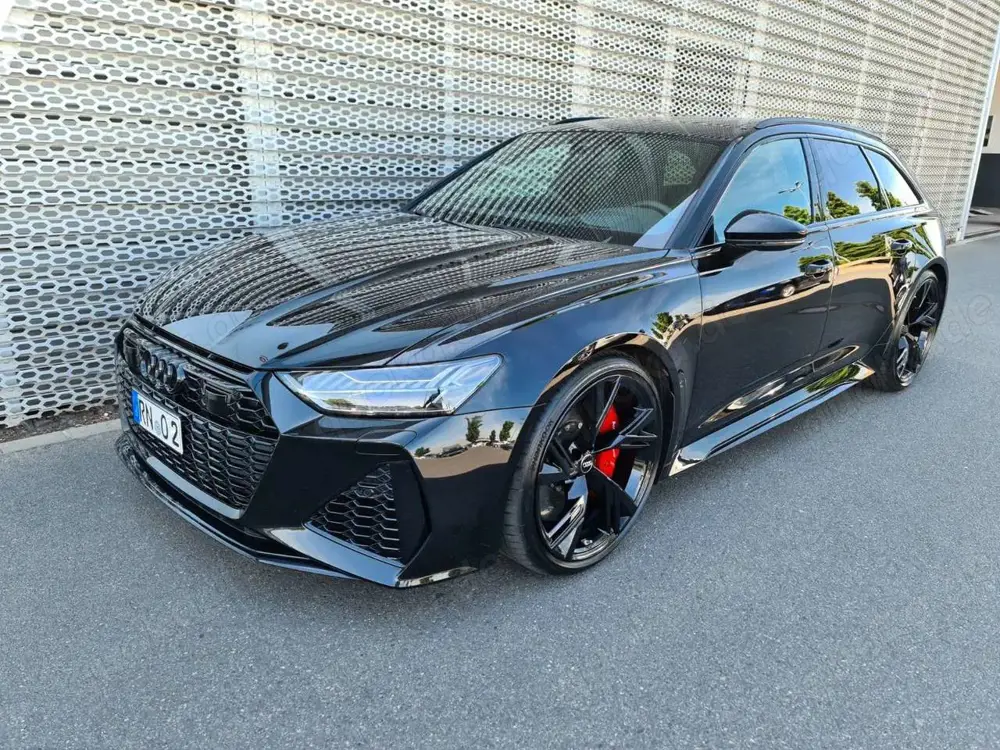 Audi RS6 Avant 4.0 TFSI quattro Keramik 305km/h 5J.Ga