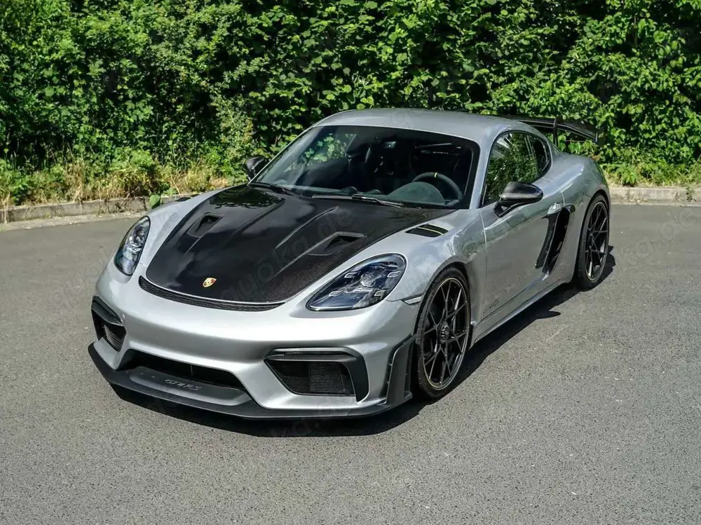 Porsche 718 Cayman GT4 RS