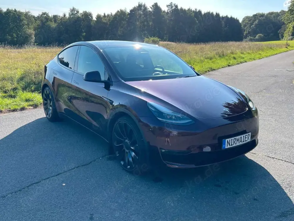 Tesla Model Y Performance, SHZ, 21 Zoll, TOP
