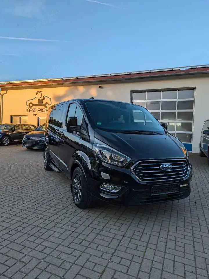Ford Tourneo Custom Titanium,Leder,2 Schiebetüren,Nav