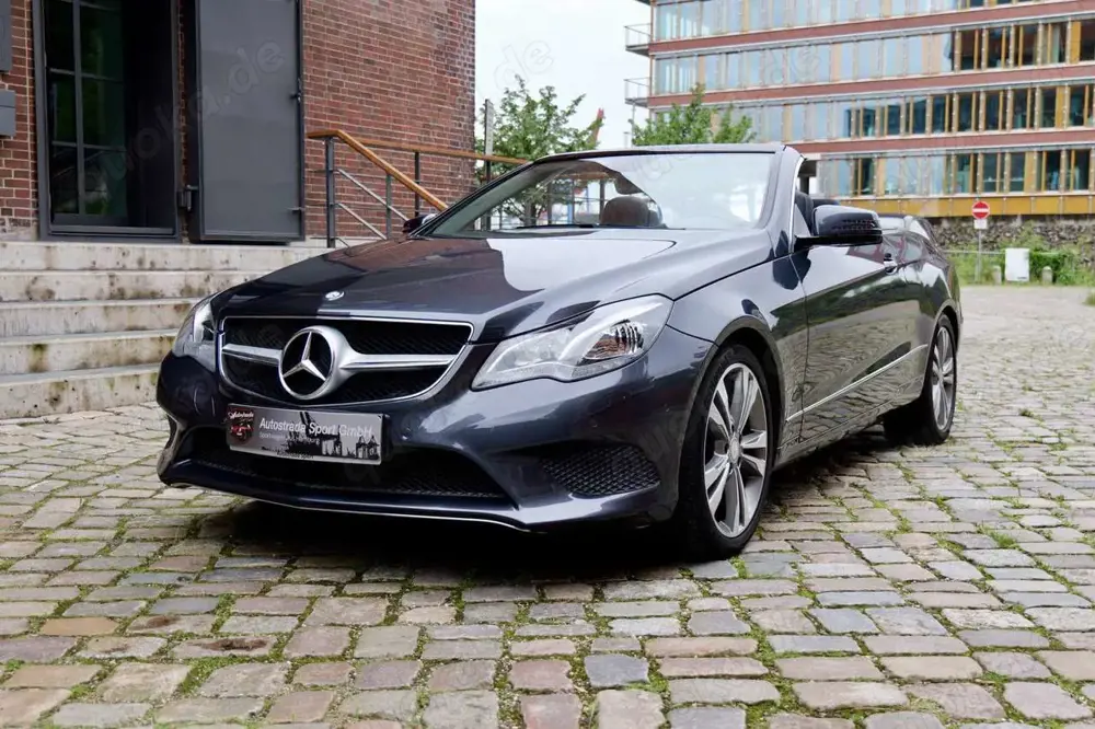 Mercedes-Benz E 200 E 200