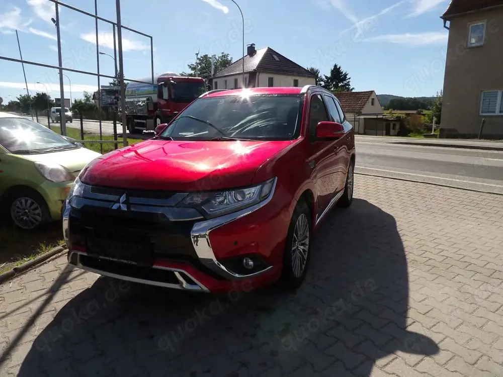 Mitsubishi Outlander PHEV Basis Spirit 4WD Allrad Automatik HU AU Neu