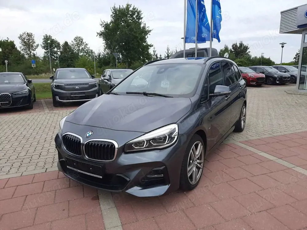 BMW 218 i Gran Tourer  M-Sport Navi AHK LED SHZ DAB