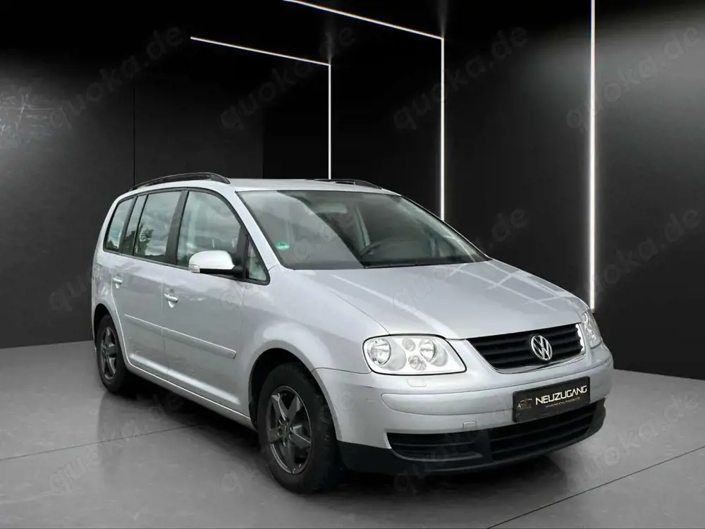 Volkswagen Touran 1.6 FSI *erst.91tkm!*1Vorhalter*Anhängerk