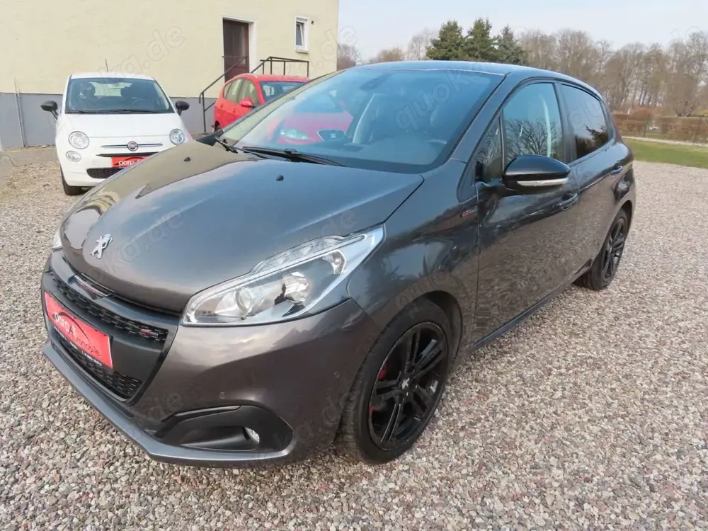 Peugeot 208 GT  KLIMA NAVI LEDER PANORAMA LMF