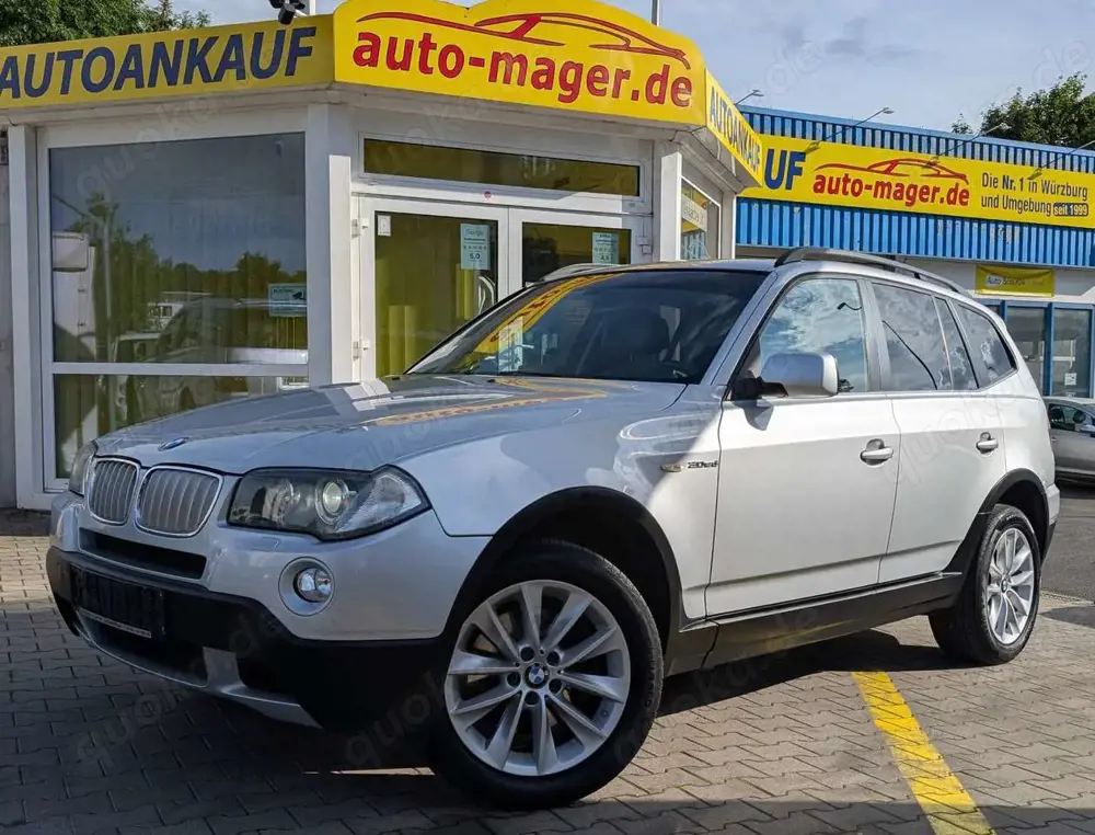 BMW X3 3.0sd xDrive*Temp*Pano*AHK*XEN*2xPdc*Navi*TÜV