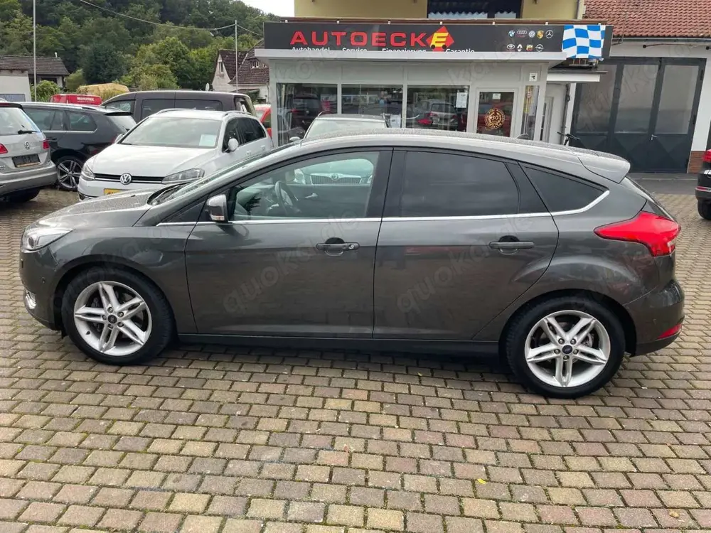 Ford Focus 1,5 EcoTitanium,Navi,BiXenon,DAB,Kamera 1H