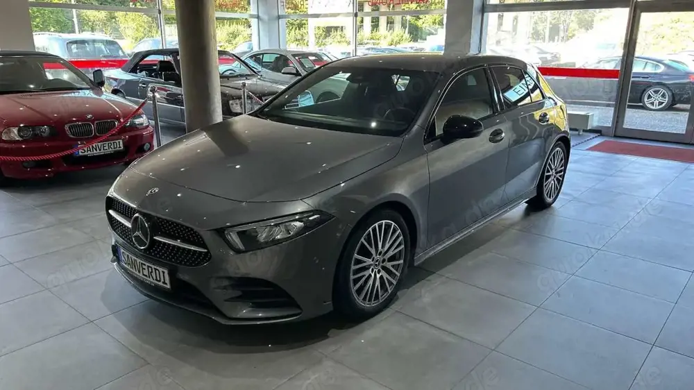 Mercedes-Benz A 200 DCT AMG-SPORTPAKET NIGHT DIAMANT BURMESTER
