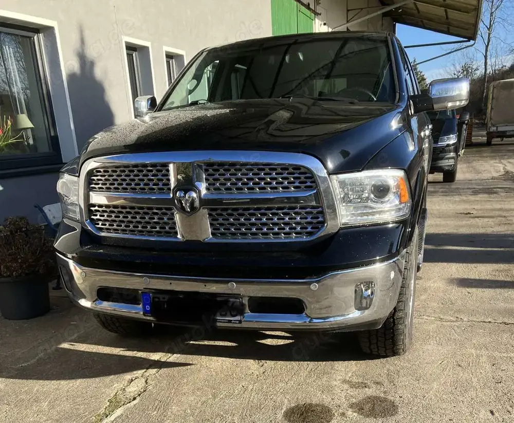 Dodge RAM Laramie