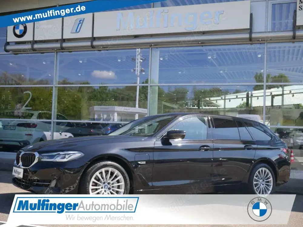 BMW 530 e xDrive T. SurView HUD LiveProf.Lenkradh.AHK