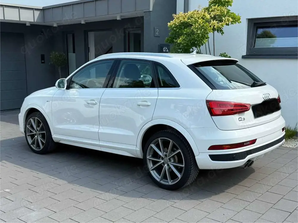 Audi Q3 S line TFSI 1,4